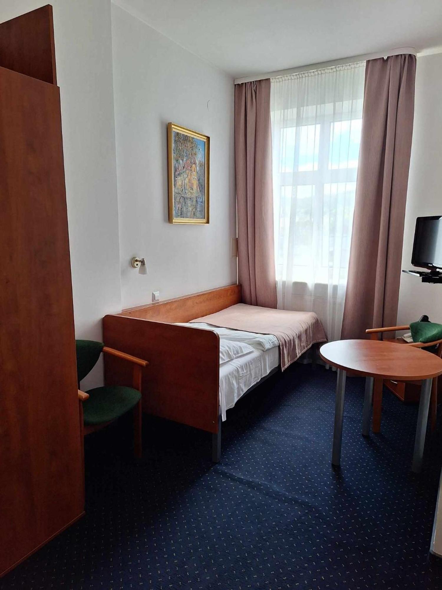 Hotel *** Nat קריניצה זדרוי מראה חיצוני תמונה