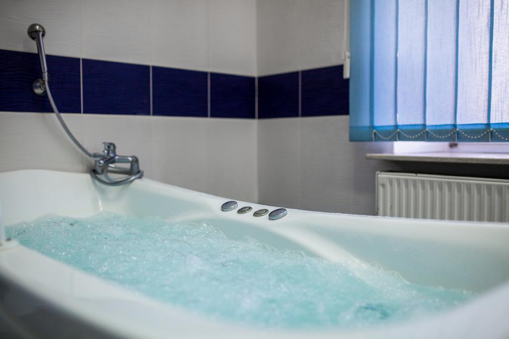 Hotel *** Nat קריניצה זדרוי מראה חיצוני תמונה