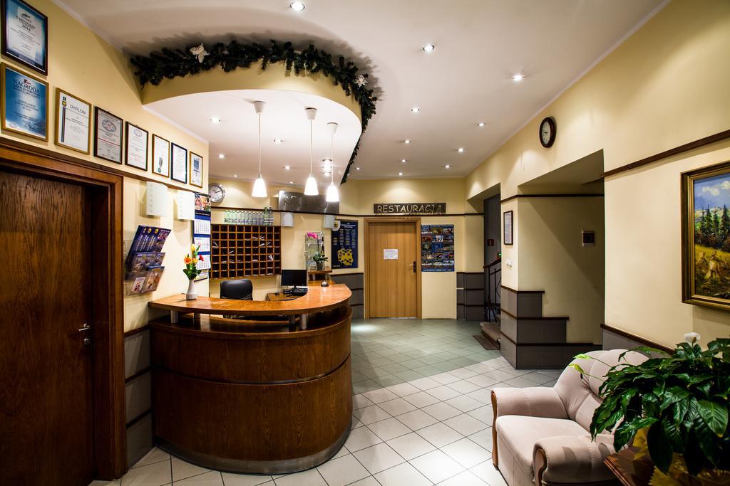 Hotel *** Nat קריניצה זדרוי מראה חיצוני תמונה