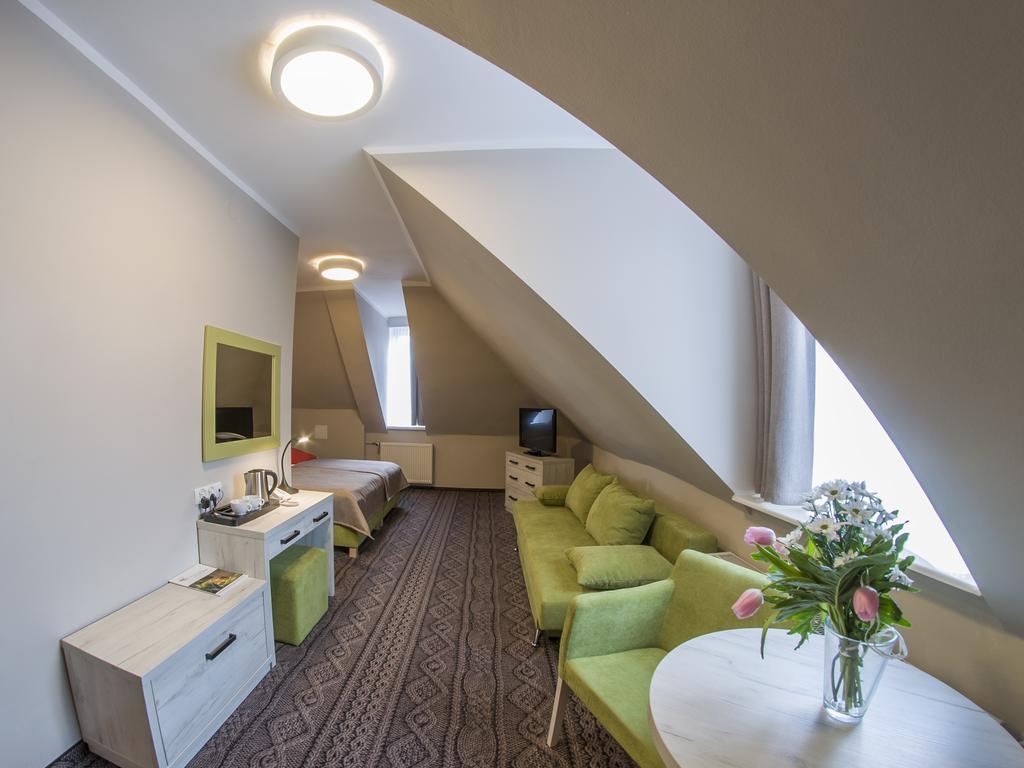 Hotel *** Nat קריניצה זדרוי מראה חיצוני תמונה