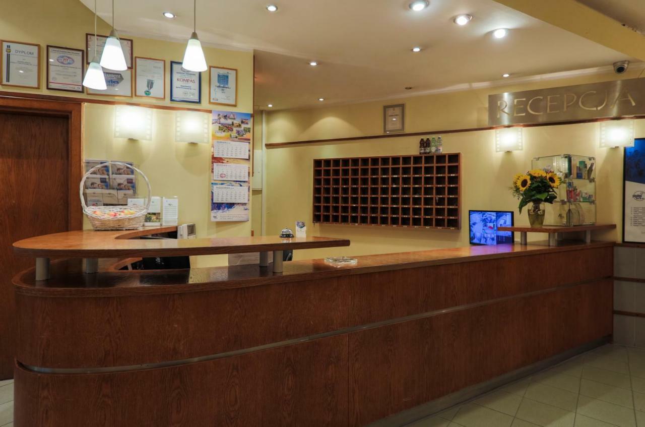 Hotel *** Nat קריניצה זדרוי מראה חיצוני תמונה