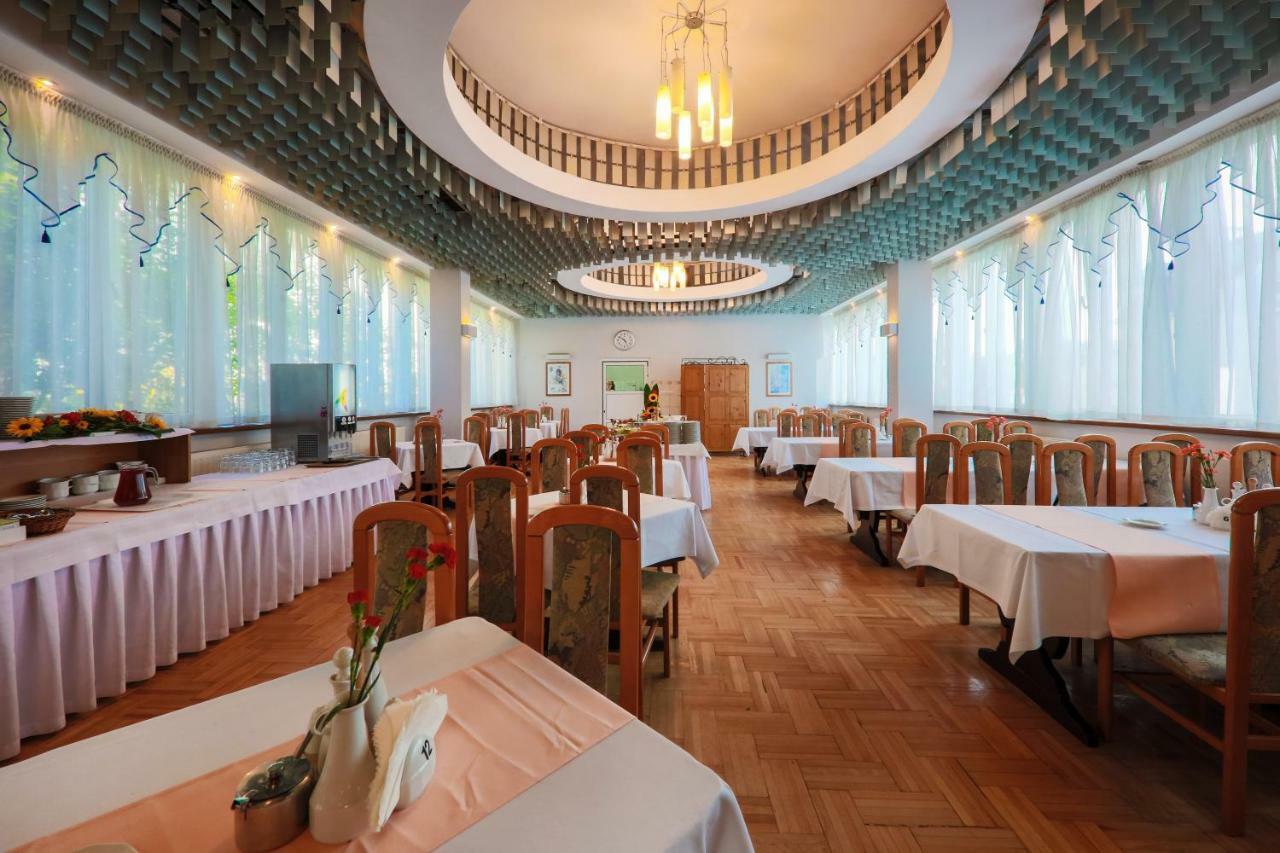Hotel *** Nat קריניצה זדרוי מראה חיצוני תמונה