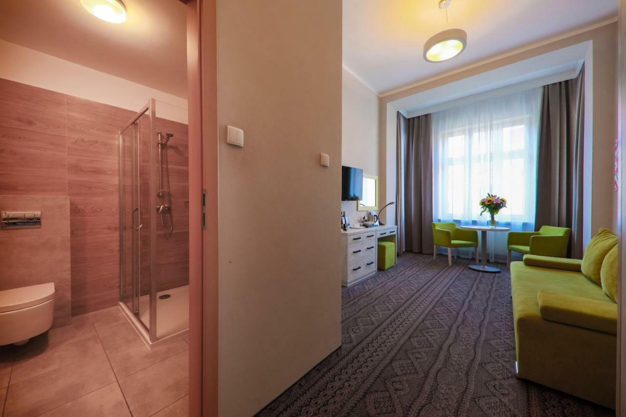 Hotel *** Nat קריניצה זדרוי מראה חיצוני תמונה